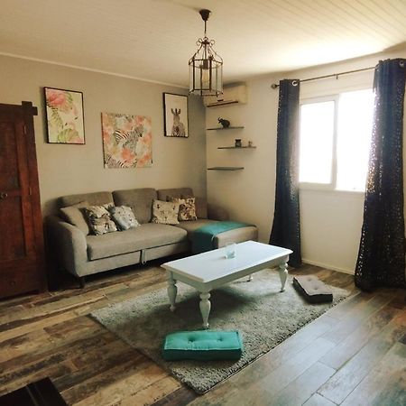 F2 Residence Oasis Terre Rouge A Saint Pierre Extérieur photo